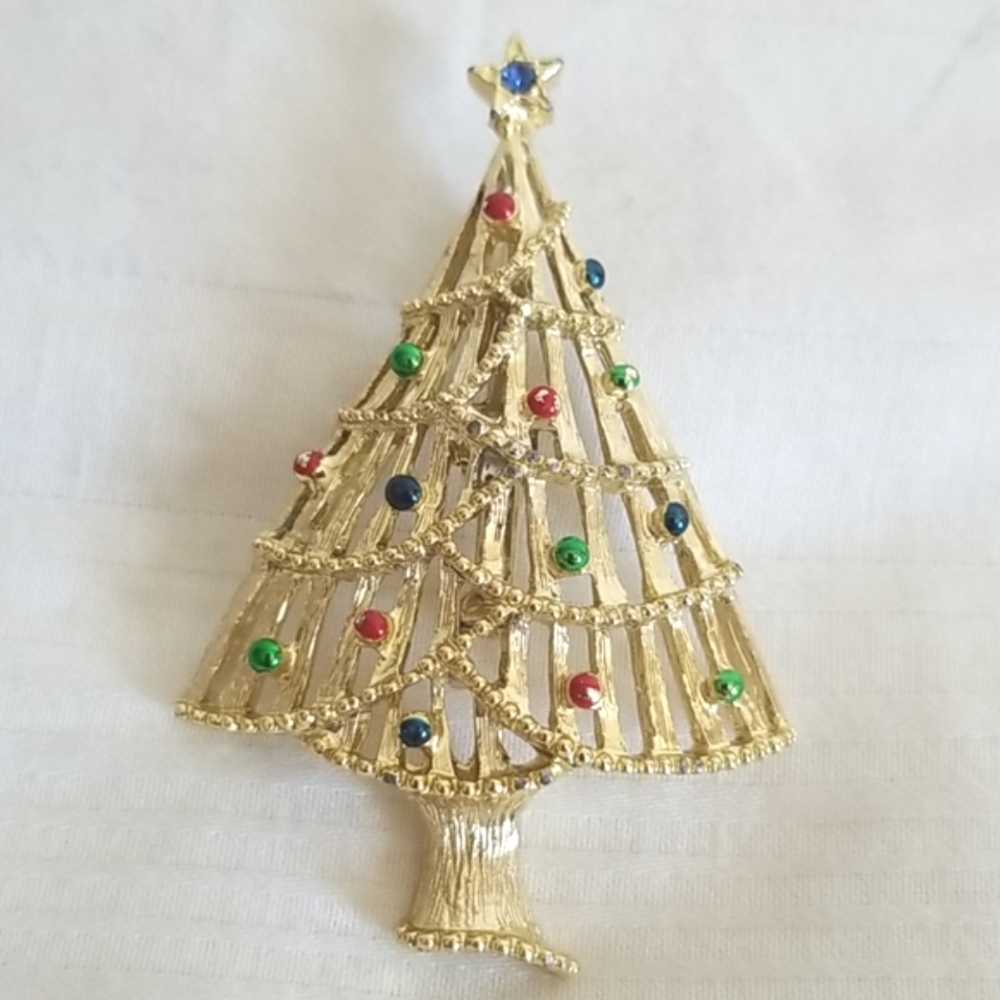 Vintage Gerrys Christmas Tree Ornaments Brooch
